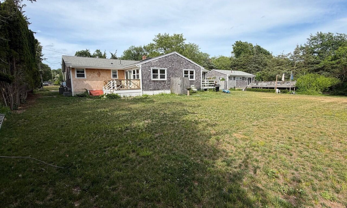 Dennis House | Walk to Mayflower Beach 2-bedroom house in fantastic Dennis with AC and charm
