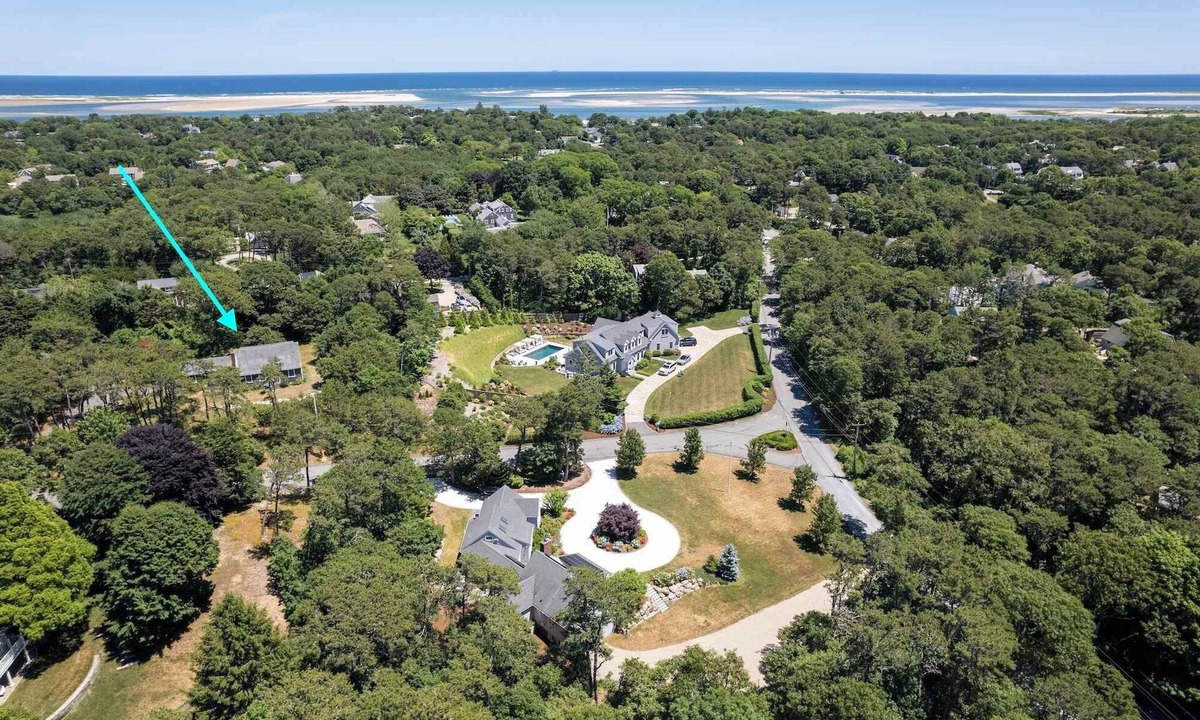 North Chatham House | Walk to Water, near Downtown Chatham!
