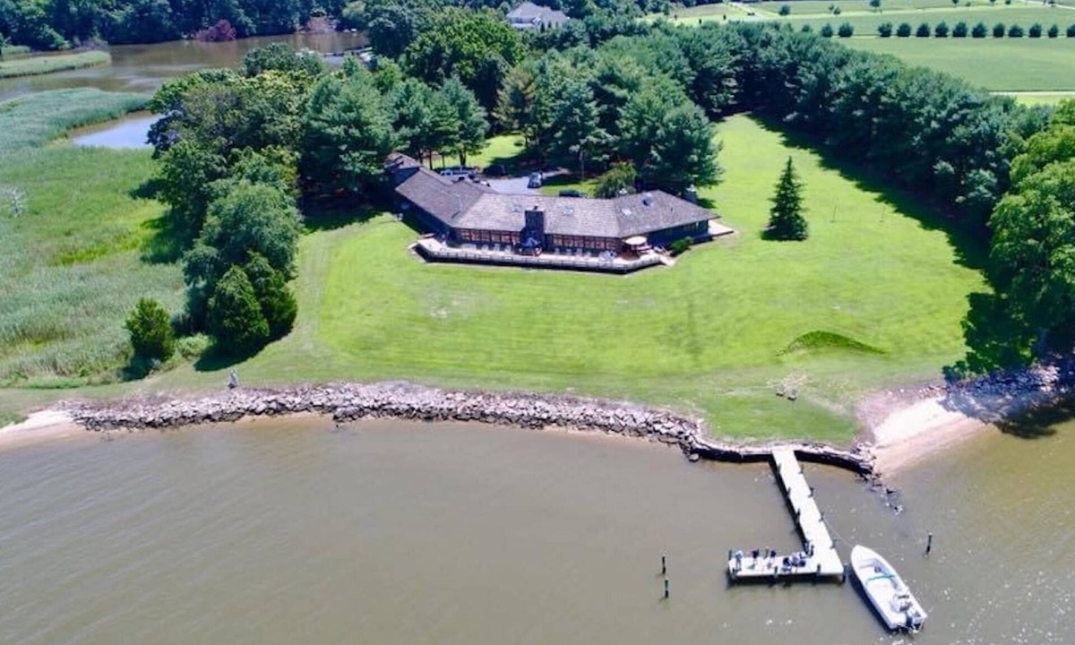 Centreville House | Waterfront Estate w Private Pier, Game Room & Bar