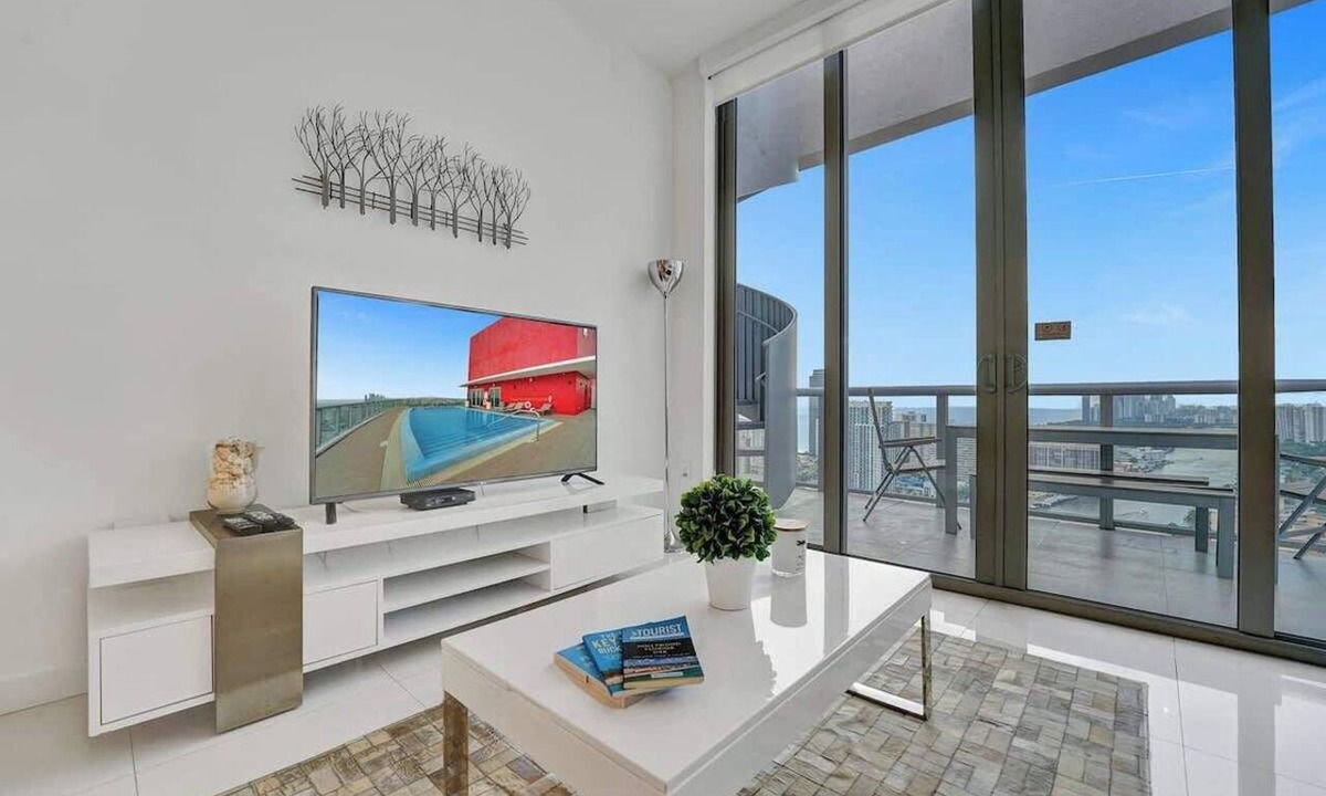 Hallandale Beach Condo | Waterfront Penthouse the Beachwalk Resort