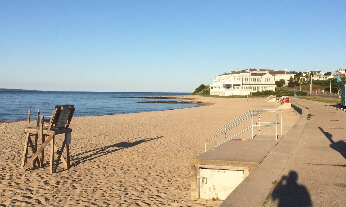 Falmouth Heights House | Waterfront Perfect For Family Or Active Couple(S) Enjoy The Sun And The Surf