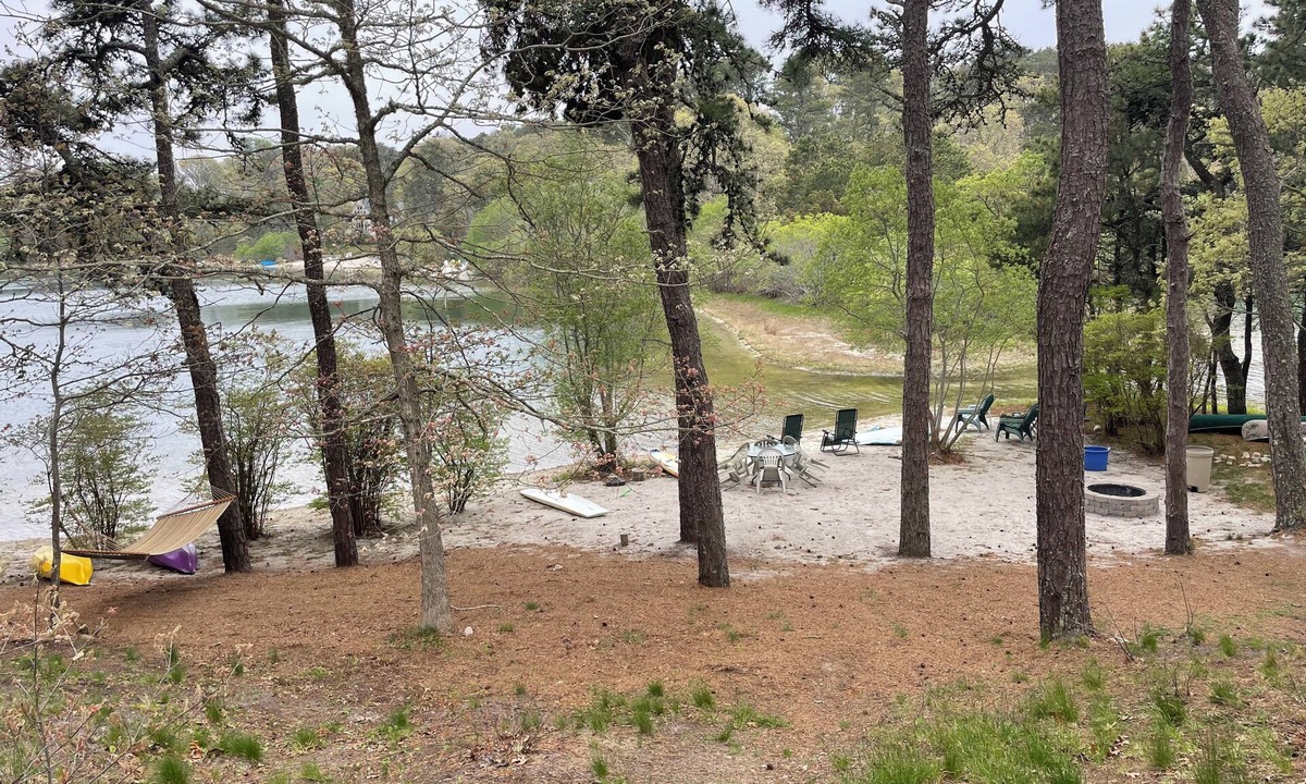West Chatham House | Waterfront private beach on freshwater pond with beach in own backyard !