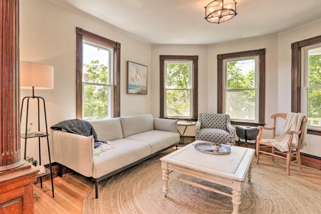 Salem Apartment | Well-Appointed Salem Apt - Family Friendly!