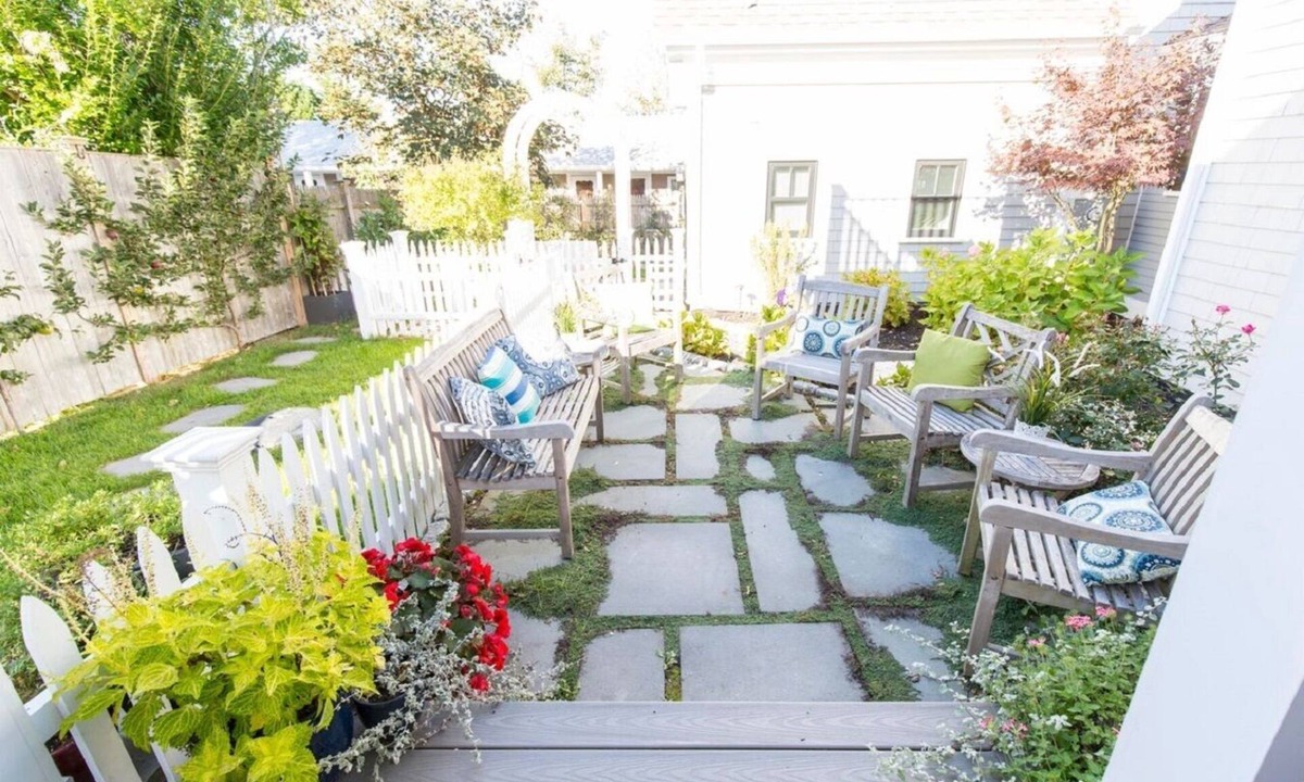 Provincetown Condo | West End Completely Renovated 2BR/2BA Condo