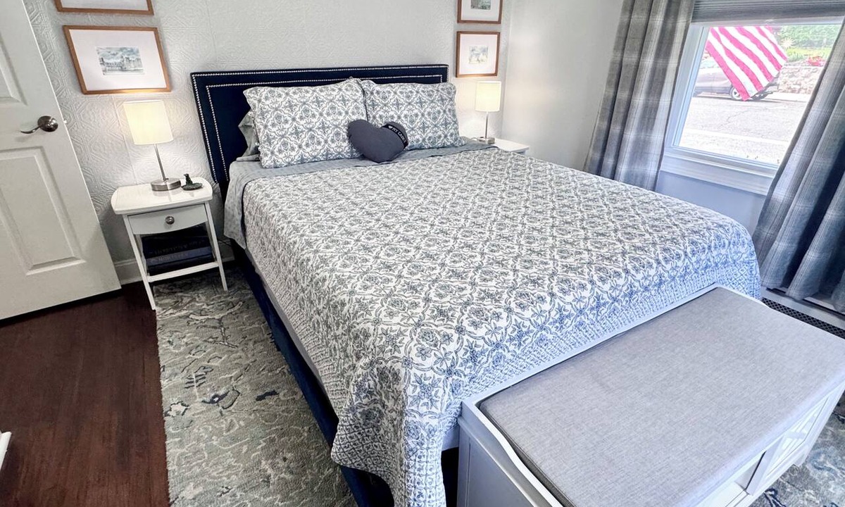 Highland Falls House | West Point Themed 3 Queen Bedroom 2 Bath at Thayer Gate
