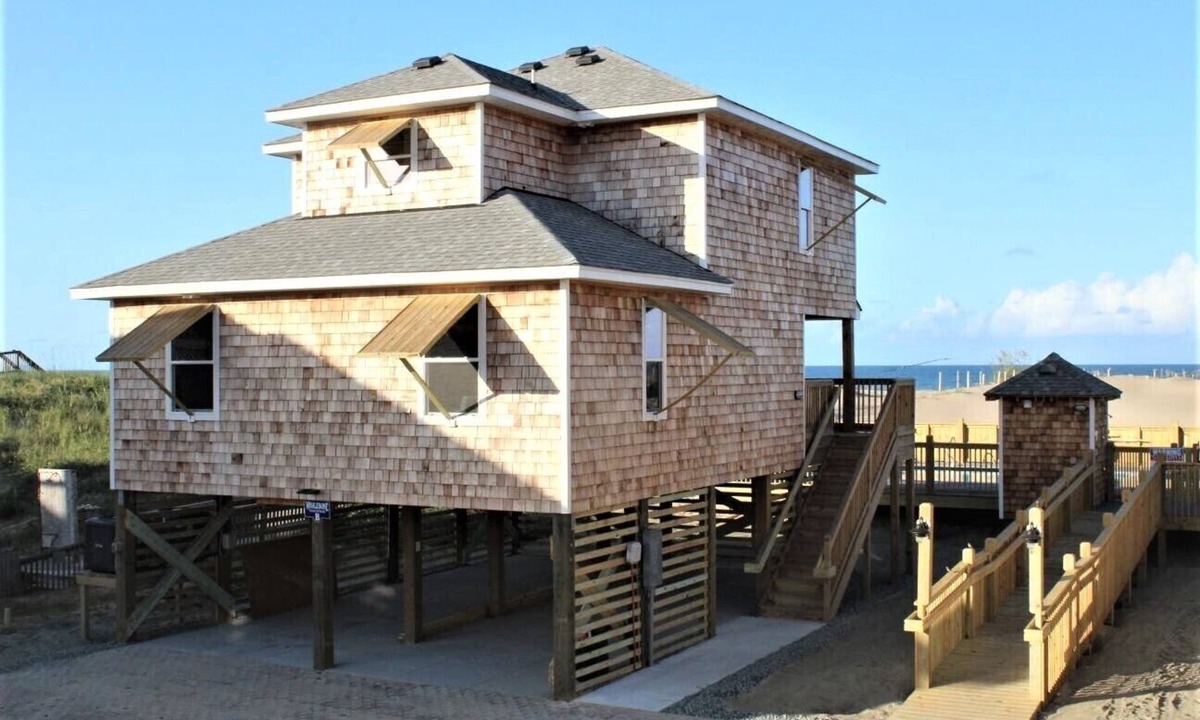 South Nags Head Cottage | Whalebone Oceanfront 3 Bedroom Cottage B