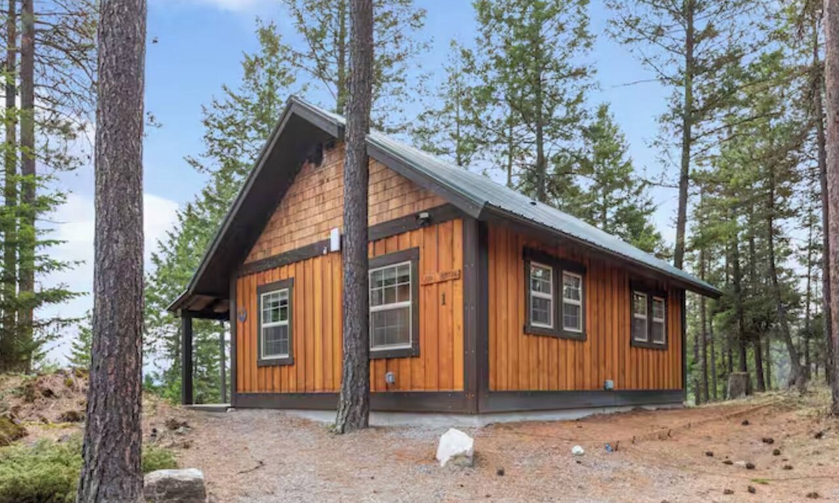 Lakeside House | Whispering Pines Cabin 1