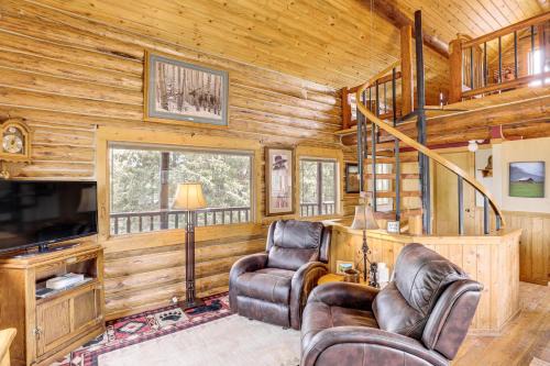 Eureka House | Wild Adventures in Eureka! Amish-Crafted Cabin