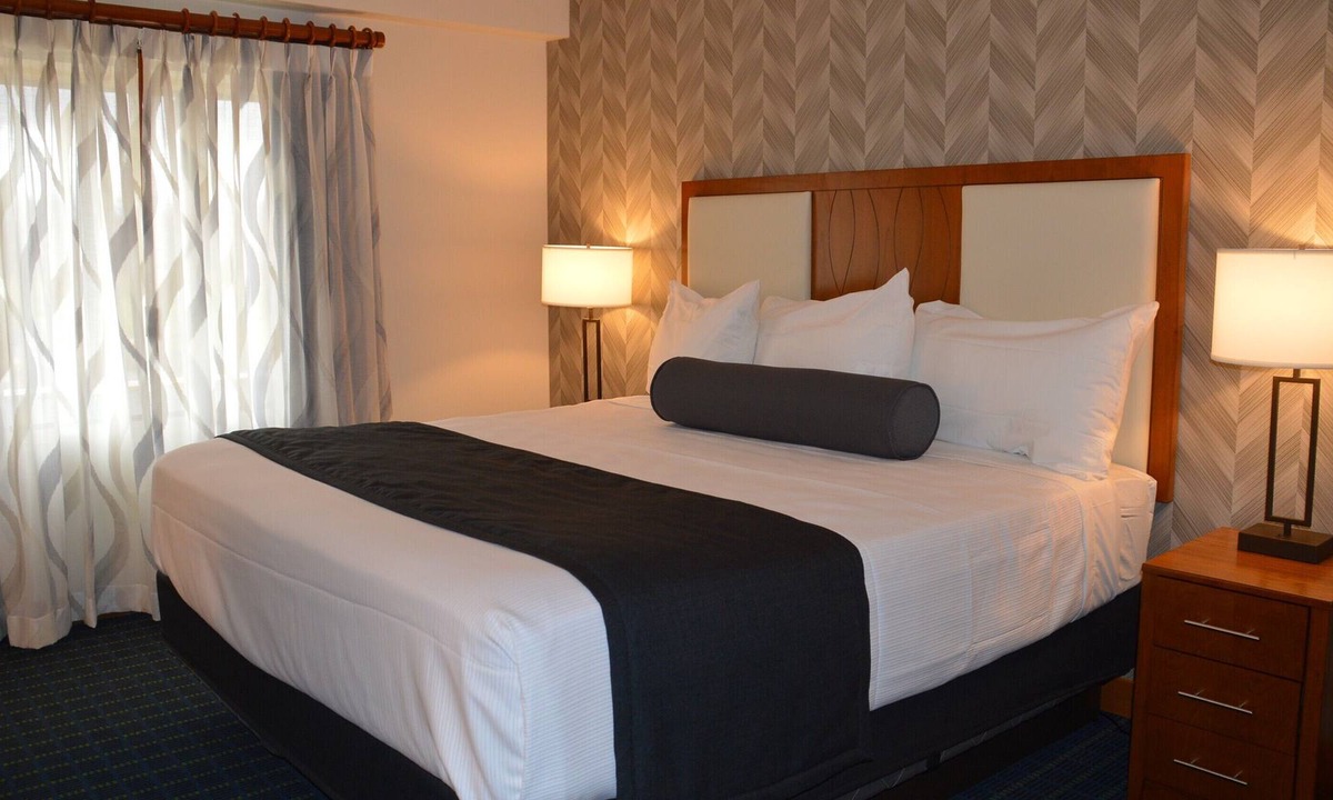 McHenry Hotel | Wisp Resort