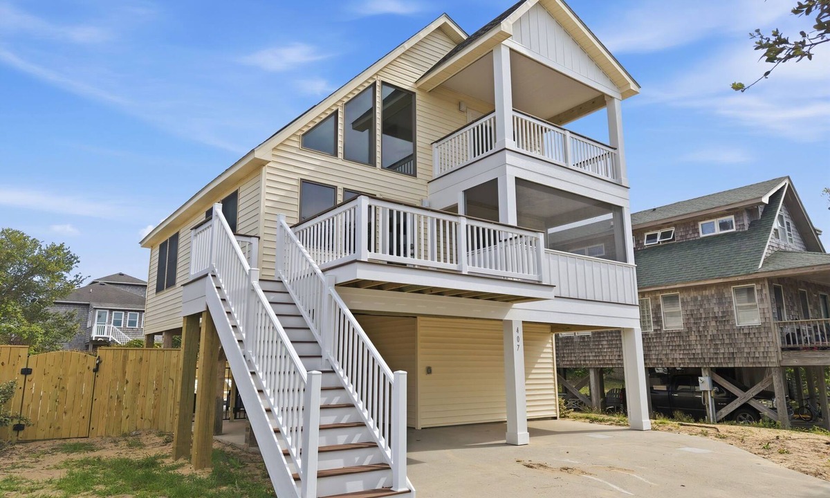 Colington Cottage | Write Off The Beach | POOL and Sunset Views