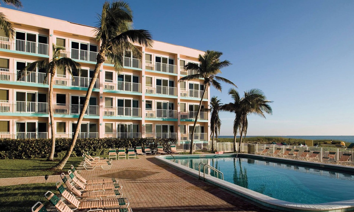 Pompano Beach Condo | Wyndham Sea Gardens Studio Suite with Resort Access