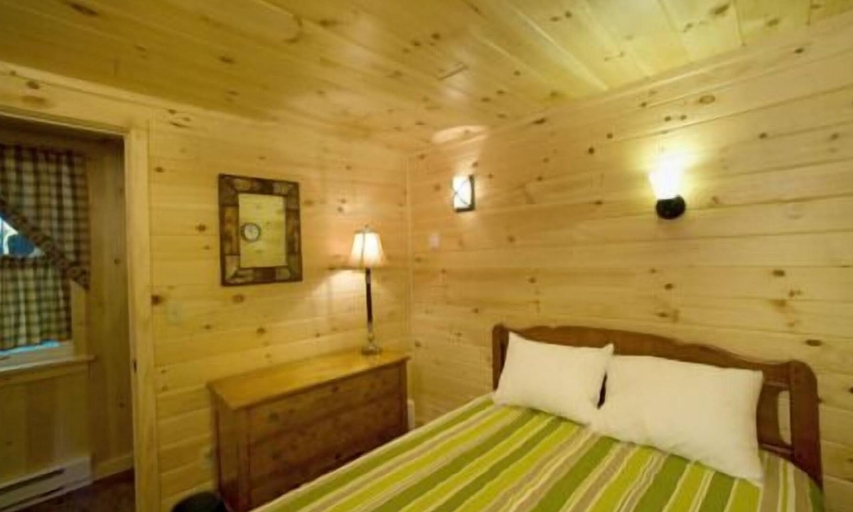 Town of Webb Cottage | Year Round Waterfront Cottage on Third Lake- Great Location For Winter Sports