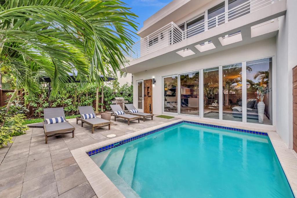 Coral Ridge Villa | Your Dream Home in Coral Ridge