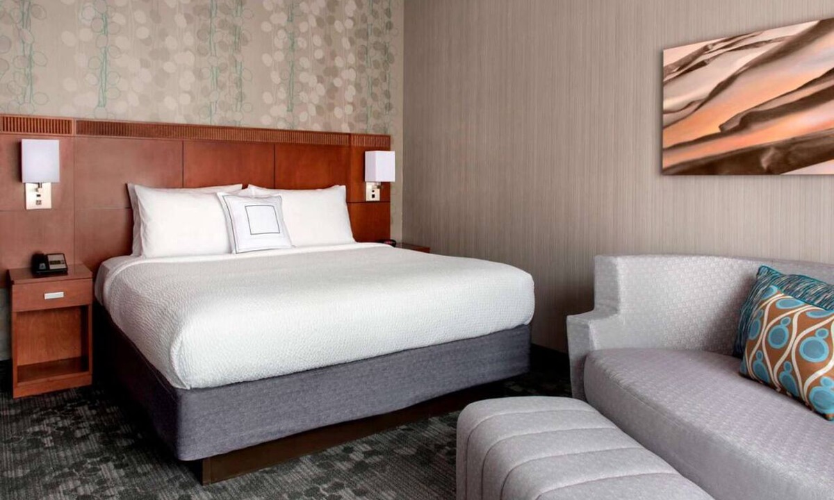 Whippany Hotel | Your Gateway to Garden State Adventures! Pet-friendly Stay!