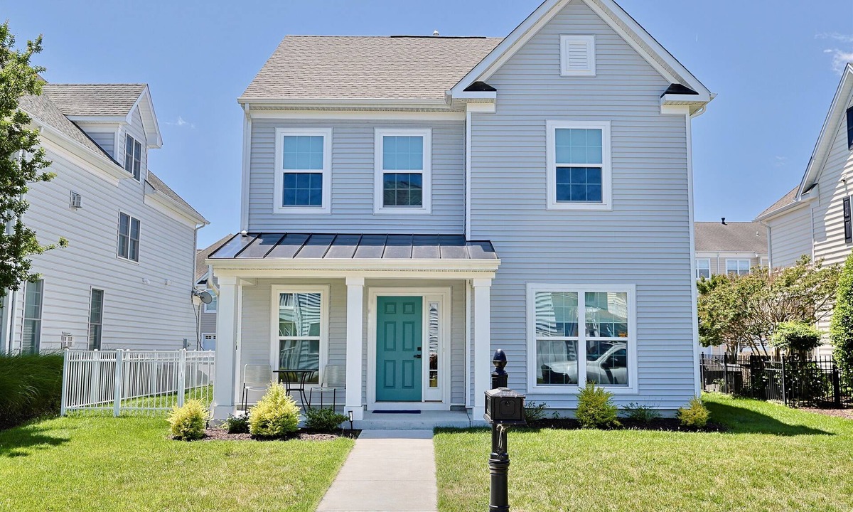Bayside House | Zen Cove at Bayside | Pet Friendly Resort Home