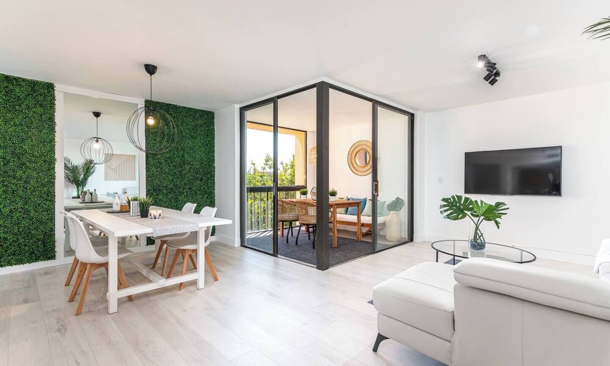Delray Beach Condo | Zen Modern Villa Delray Beach 1 Mile to the Beach