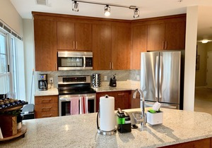 Gorgeous 2 BR Close to Old Town and 4 Min Walk to Metro With Free Parking