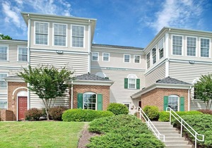 Greensprings Vacation Resort 2br suite, Friday check-in