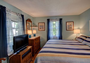 Harbor Village - Peaceful, Relaxing, Walk to Beach, Ocean Views
