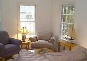 In-town Nantucket Cottage - Abuts Bird Sanctuary