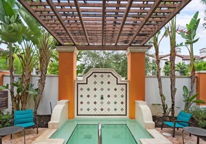 Kasa | Sunny Space Close to Shopping | Fort Lauderdale