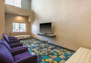 La Quinta Inn by Wyndham Richmond South