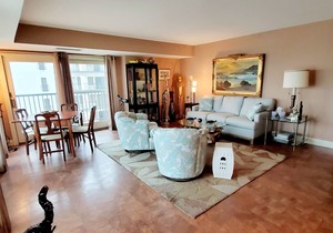 LINENS & DAILY ACTIVITIES INCLUDED*! OCEANFRONT/BOARDWALK BUILDING W/ROOFTOP POOL Oceanfront living at its finest. Enjoy this 3 bedroom, 3 full bathroom unit with recent upgrades