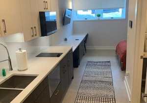 Luxury Studio at Pierce Arrow #6
