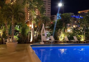 Ocean Mile Hotel