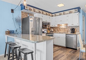 Ocean-view condo with beach access, WiFi, pool, washer/dryer, & AC in Atlantic Beach