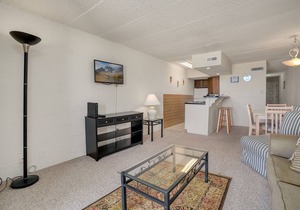 Polynesian 502-Oceanfront 3rd St, WIFI, Elev, W/D, AC