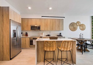 Pool + Bay Views! Lush 1 Bdrm Condo