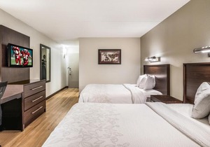 Red Roof Inn Plus Boston - Woburn