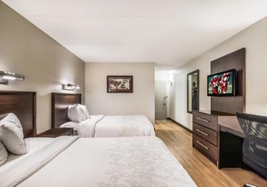 Red Roof Inn Plus Boston - Woburn