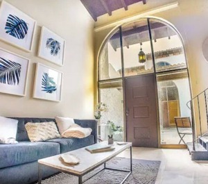 Villa At James Place H 