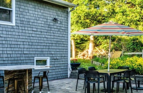 West Hyannisport House | 1.4 Miles to Craigville Beach/2.2 Miles to Main St