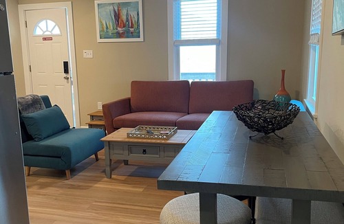 Wildwood Apartment | 1.5 Blocks to beach boardwalk - FREE CITYWIDE PARKING PASS! NEWLY RENOVATED!