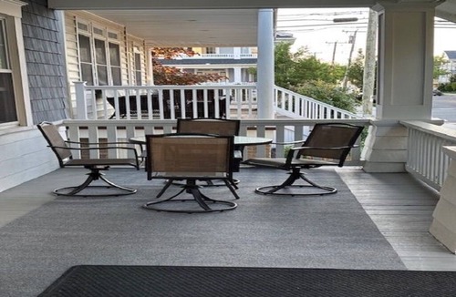 North End House | 1.5 Blocks to Beach! PERFECT FAMILY VACATION HOME - Nice 4 BR Single North End
