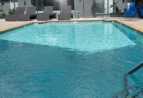 Venice Apartment | 1-Bedroom Apartment near ALX Airport and the Ocean