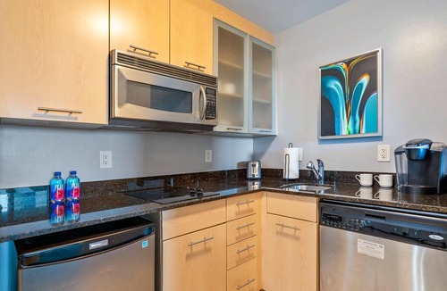 Birch Park Finger Streets Condo | 1 Bedroom Condo on the Water, Steps to Beach