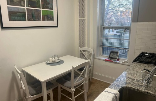Weehawken Apartment | 1 BR, 1 BA, 15 minutes from Manhattan! Cozy apartment close to bus to city.