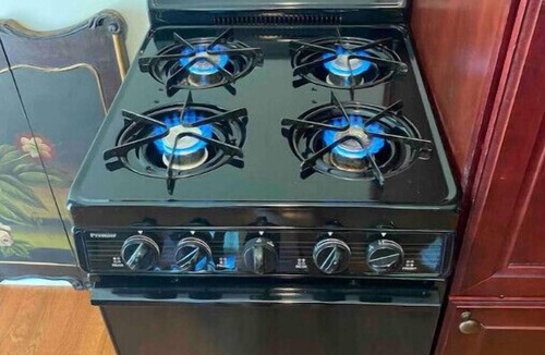 James Madison House | 1 BR, 1 BA Guesthouse Getaway on the Rappahannock River w Firepit + Dock
