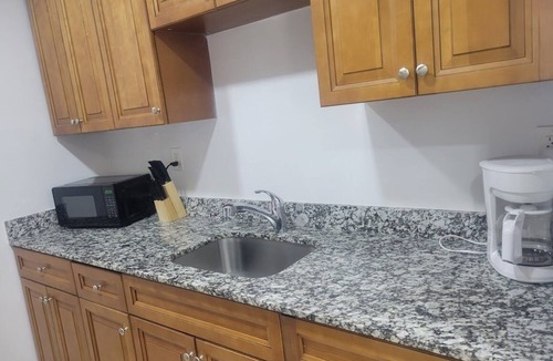 Sailboat Bend Apartment | 1 BR Apt. Awesome Location. Near FLL Beach and Las Olas