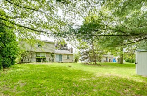Ashland House | 1 Mi to Freer Field: Ashland Home w/Yard!