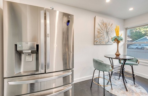 Weequahic Apartment | 1 Mi to Train Station: Quiet Apartment in Newark