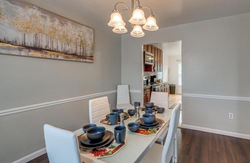 Fort Washington House | 10 Mi to National Harbor: Family-Friendly Home