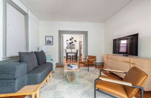Weehawken Apartment | 10 min to Times Square - Luxury & Space 2Bd/1Ba