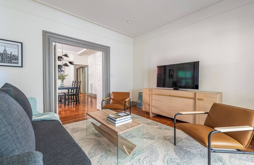 Weehawken Apartment | 10 min to Times Square - Luxury & Space 2Bd/1Ba