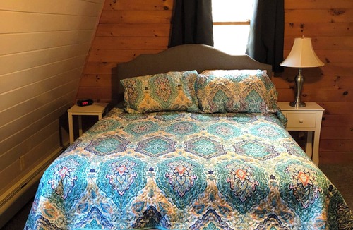 Laurens Apartment | 10 minutes to Cooperstown Allstar Village.