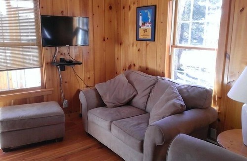 Campground Landing Cottage | 100 Yards from Campground Beach! (1856)